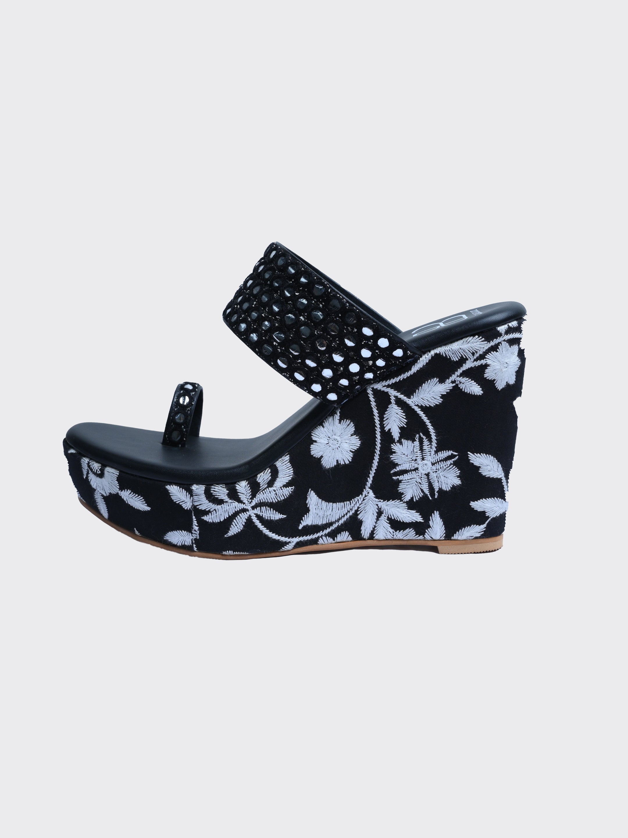 Kolhapuri Wedges