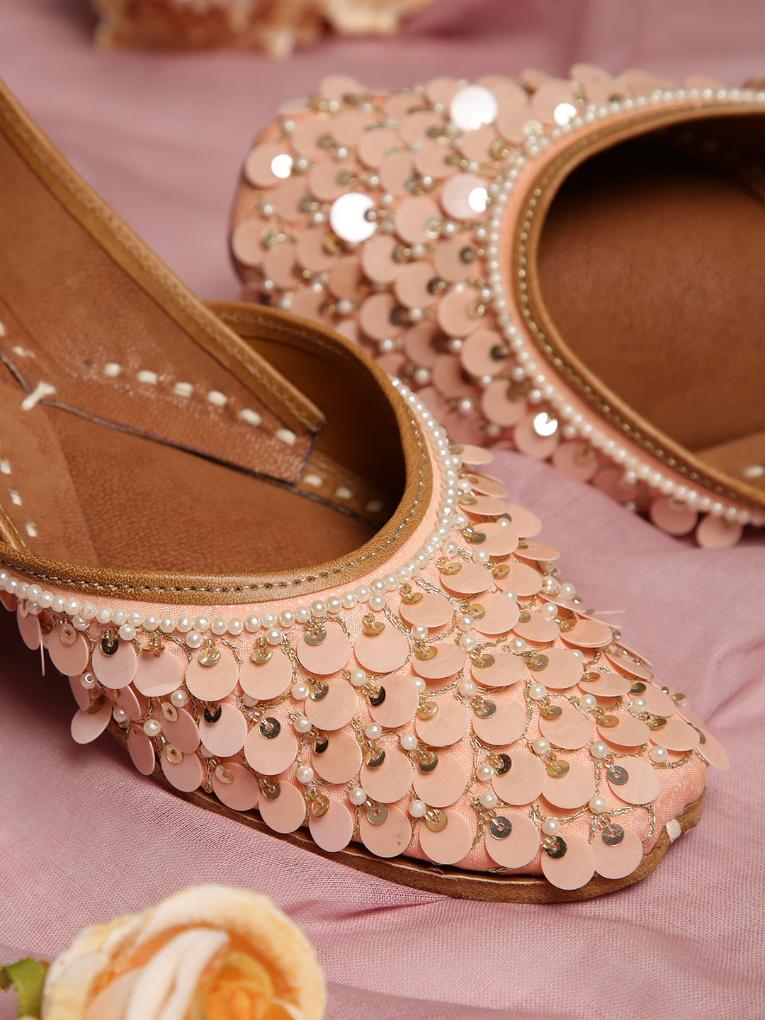 Peach Punjabi Jutti for women