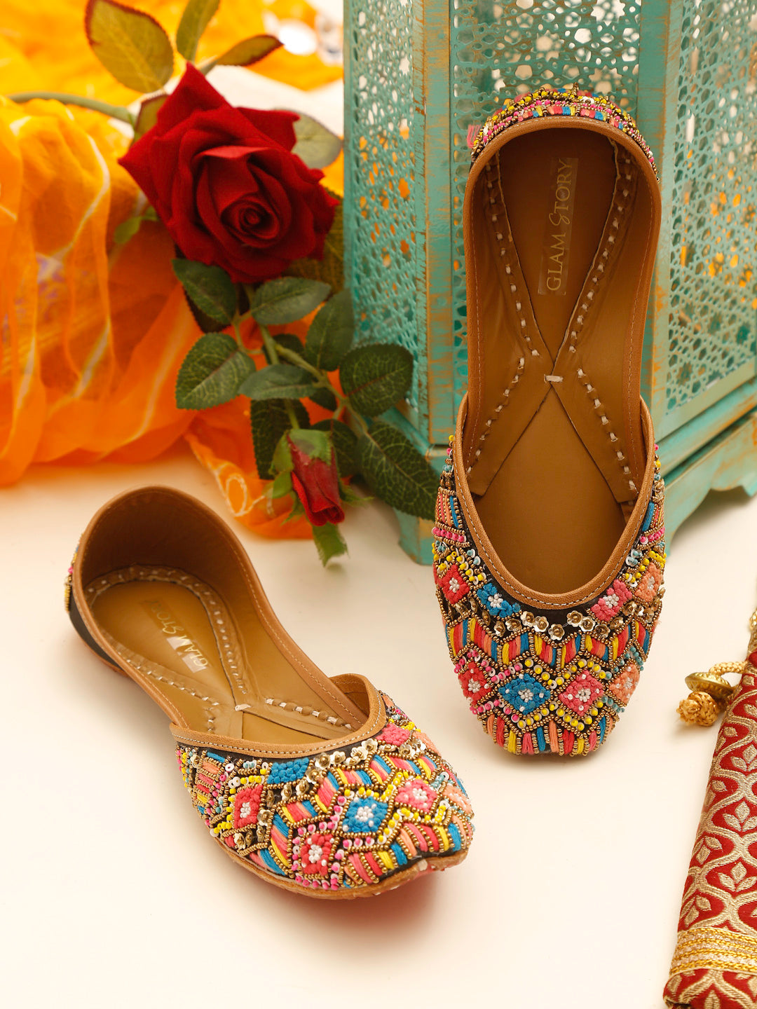 Sundries Embellished Punjabi Juttis