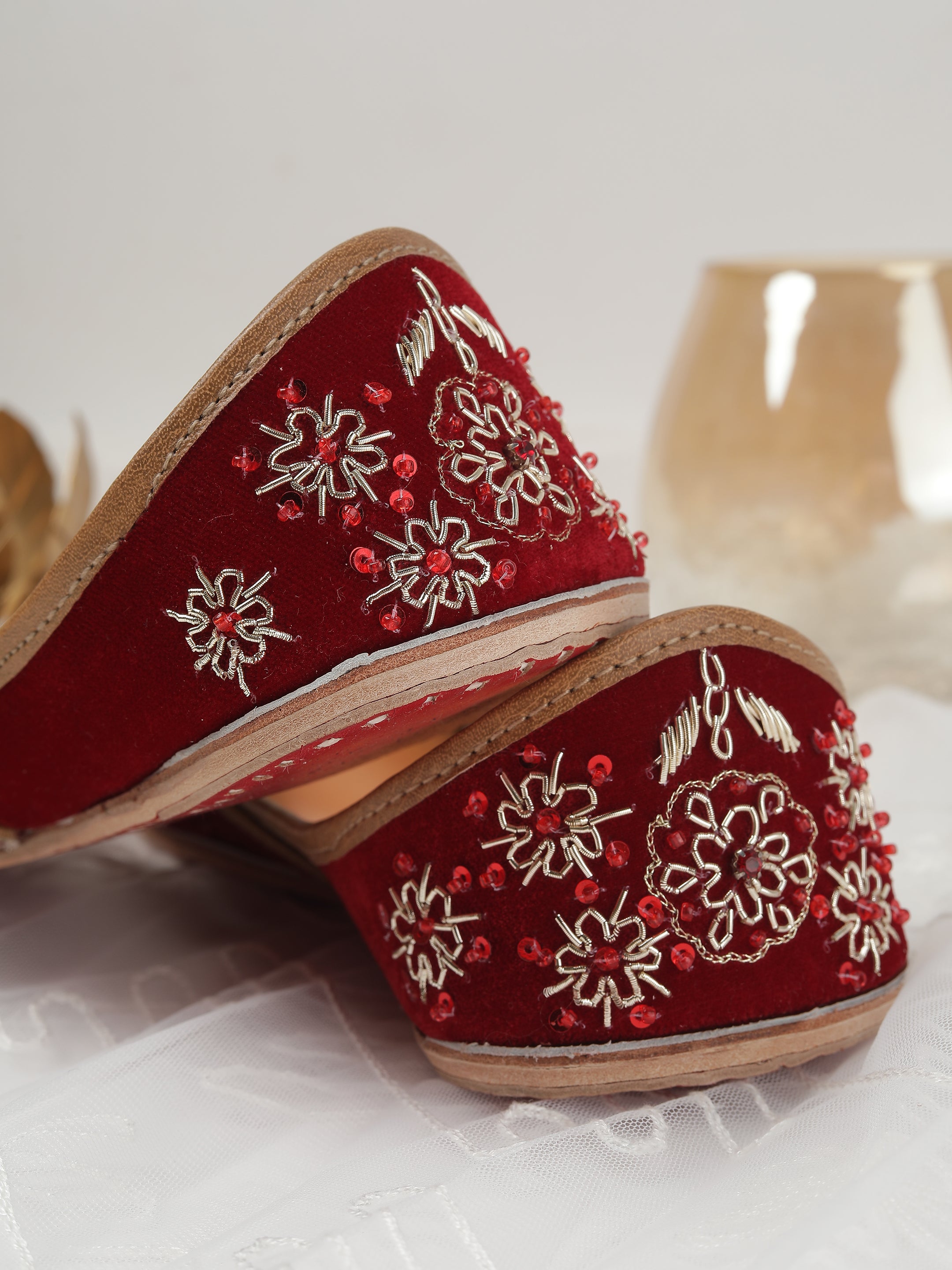 Royal Riwayat Velvet Maroon Embellished Punjabi Juttis