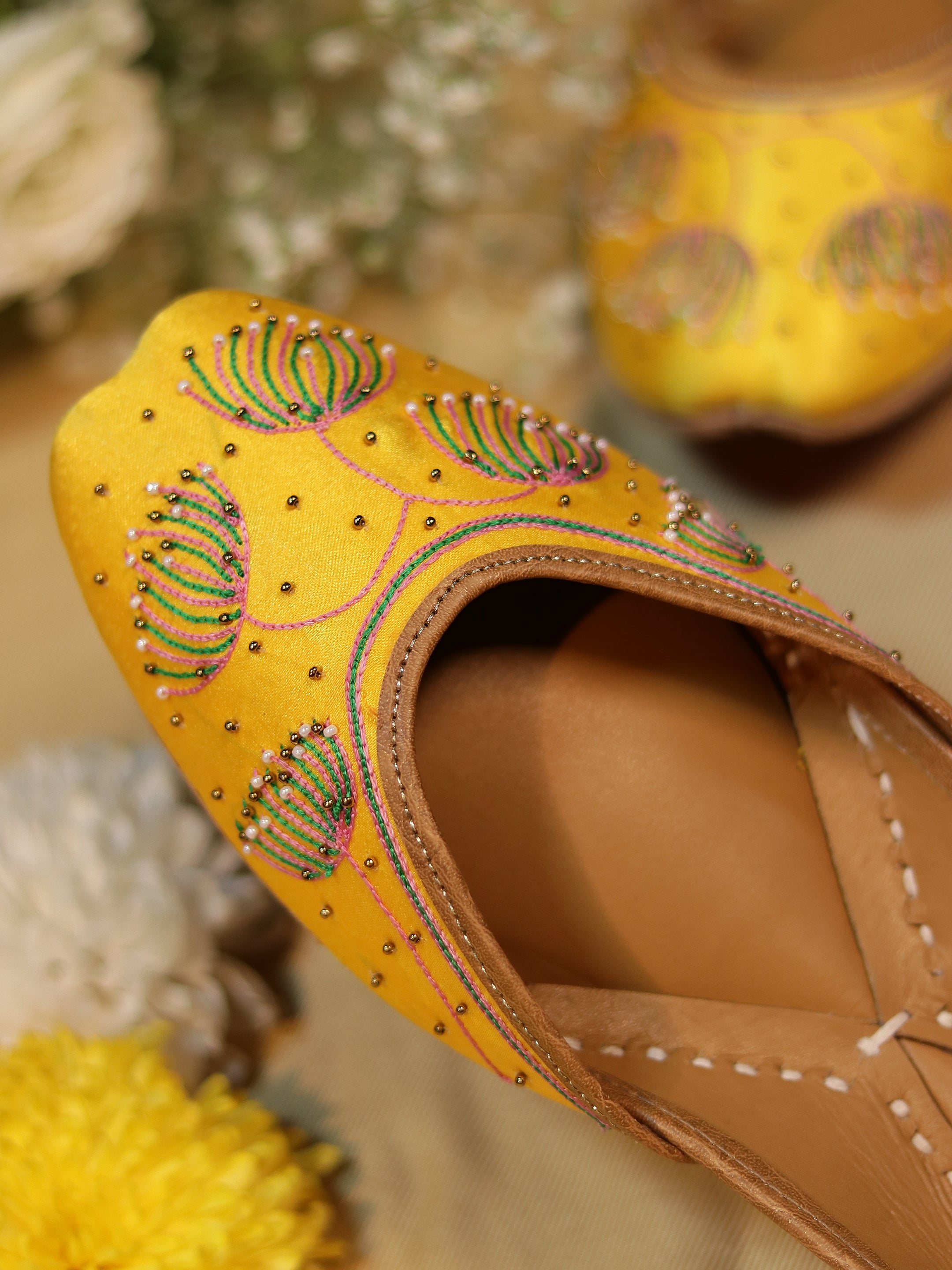 Yellow Naira Lotus Embroidered Punjabi Juttis